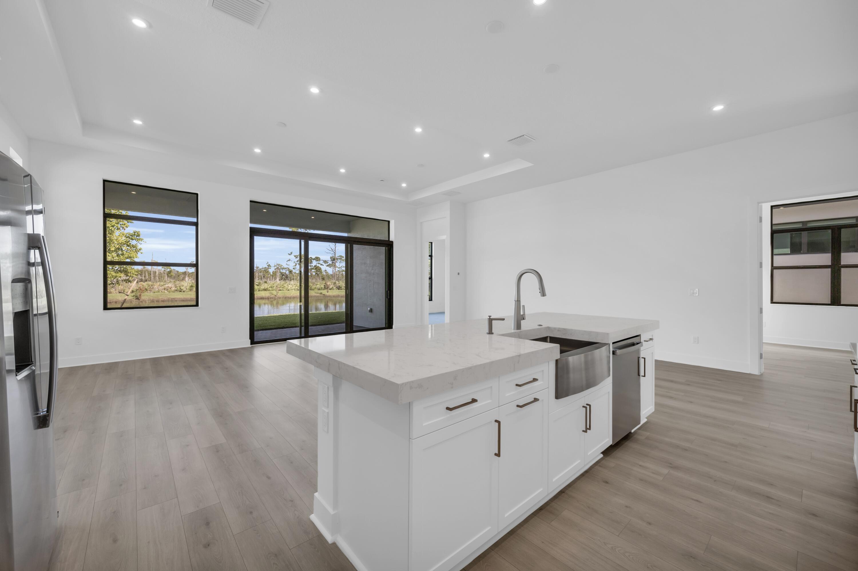 7155 Southeast Amalfi Lane Stuart, FL 34997 - Photo 8 of 41 8P3A0271 (1)