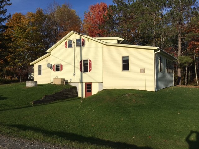 224 Beach Road Elmore, VT 05661 - Photo 4 of 21