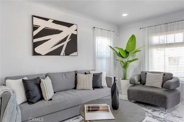 $1,049,000 | 1381 West Summerland Avenue, San Pedro, CA 90732