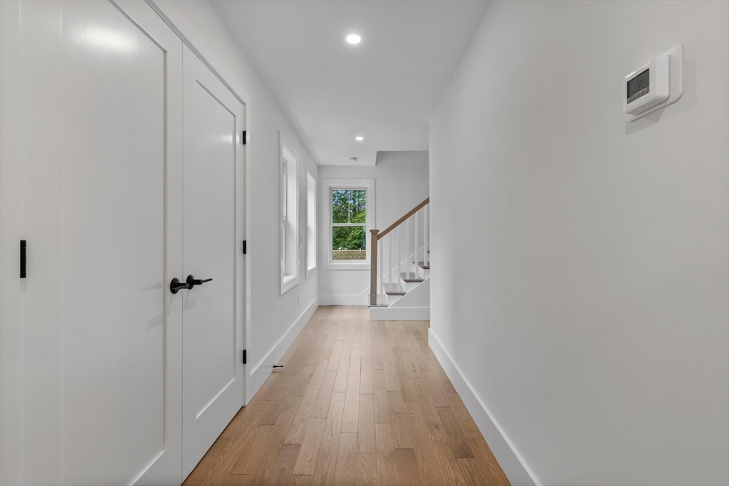 33 Smith Road Hingham, MA 02043 - Photo 14 of 37