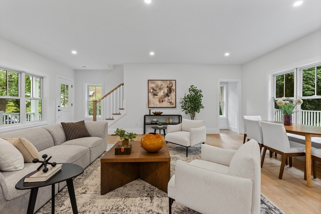 33 Smith Road Hingham, MA 02043 - Photo 8 of 37