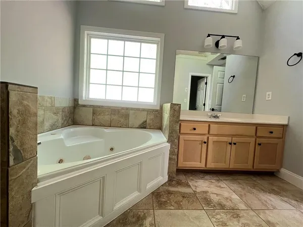 $2,400 | 652 Overlook Wood Way Northwest, Lawrenceville, GA 30043
