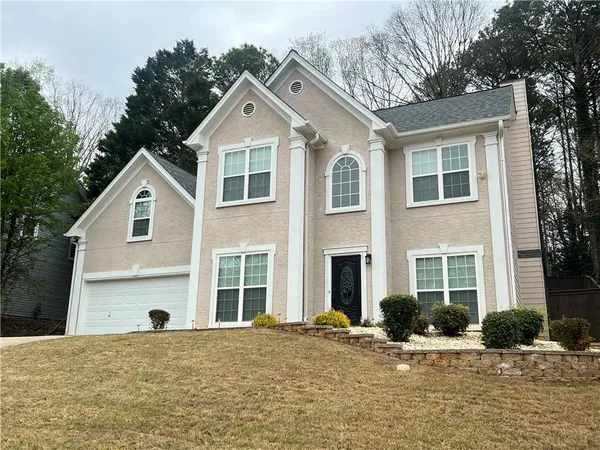$2,400 | 652 Overlook Wood Way Northwest, Lawrenceville, GA 30043