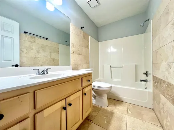 $2,400 | 652 Overlook Wood Way Northwest, Lawrenceville, GA 30043