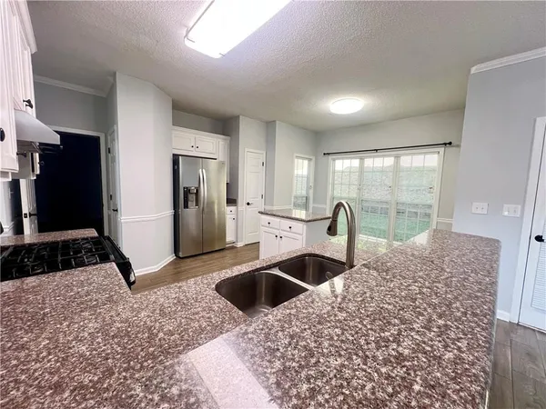 $2,400 | 652 Overlook Wood Way Northwest, Lawrenceville, GA 30043