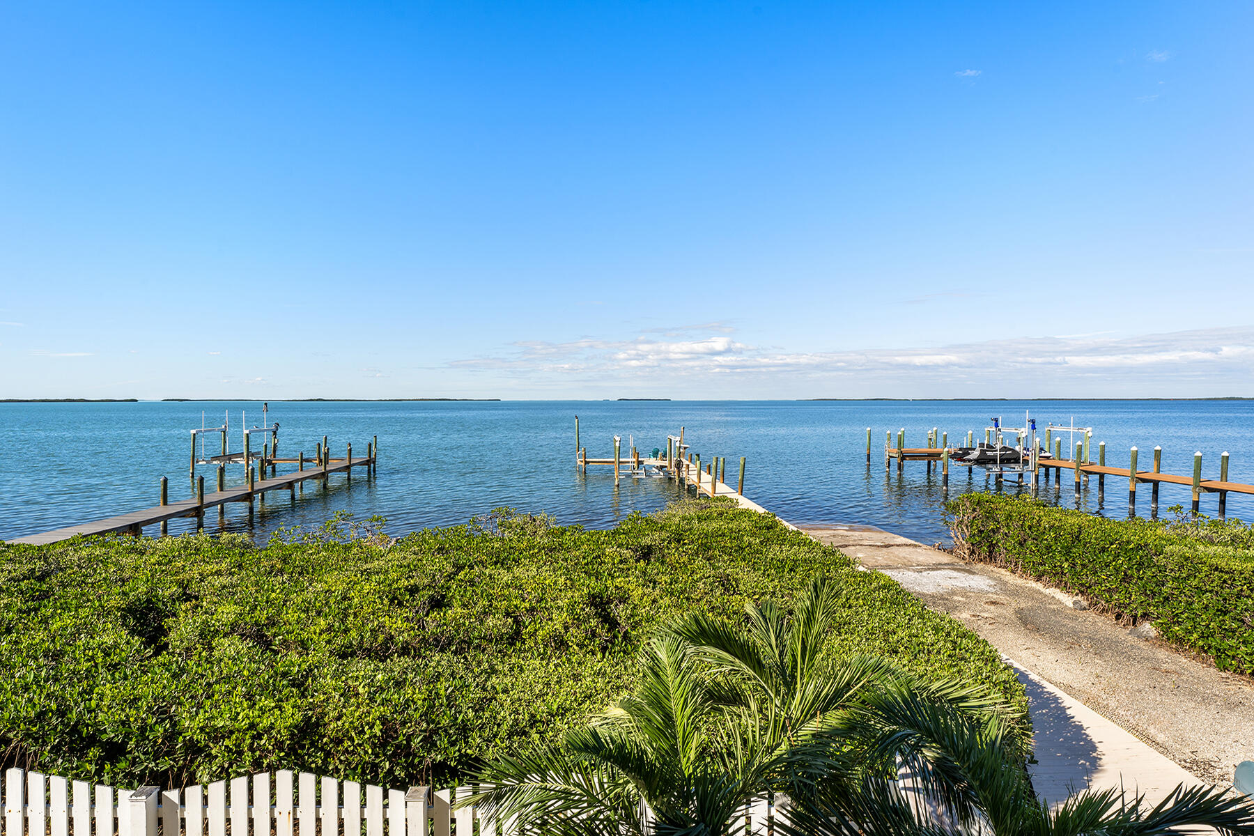 81 Mutiny Place Key Largo, FL 33037 - Photo 12 of 93 Estate sized lot on Florida Bay