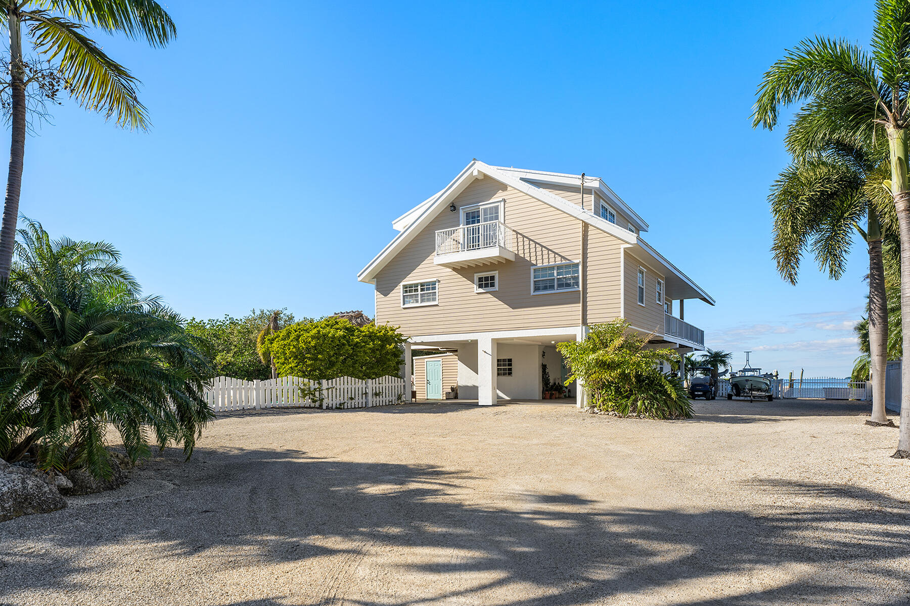 81 Mutiny Place Key Largo, FL 33037 - Photo 19 of 93 Custom built 3 story home