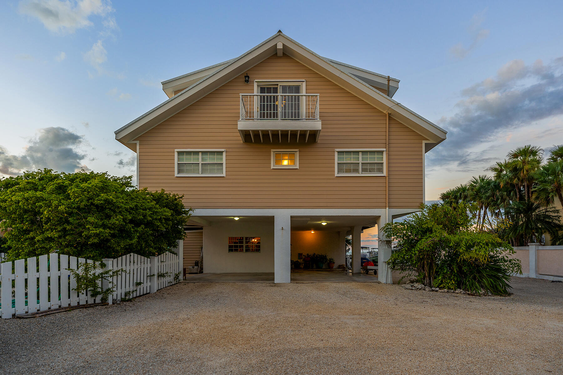 81 Mutiny Place Key Largo, FL 33037 - Photo 74 of 93 3 Story with new metal roof
