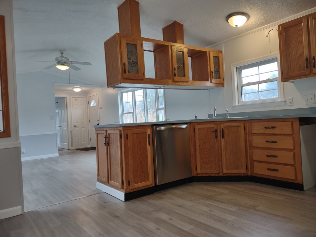81 Rabbit Road Salisbury, MA 01952 - Photo 9 of 21 Gallery Image 9