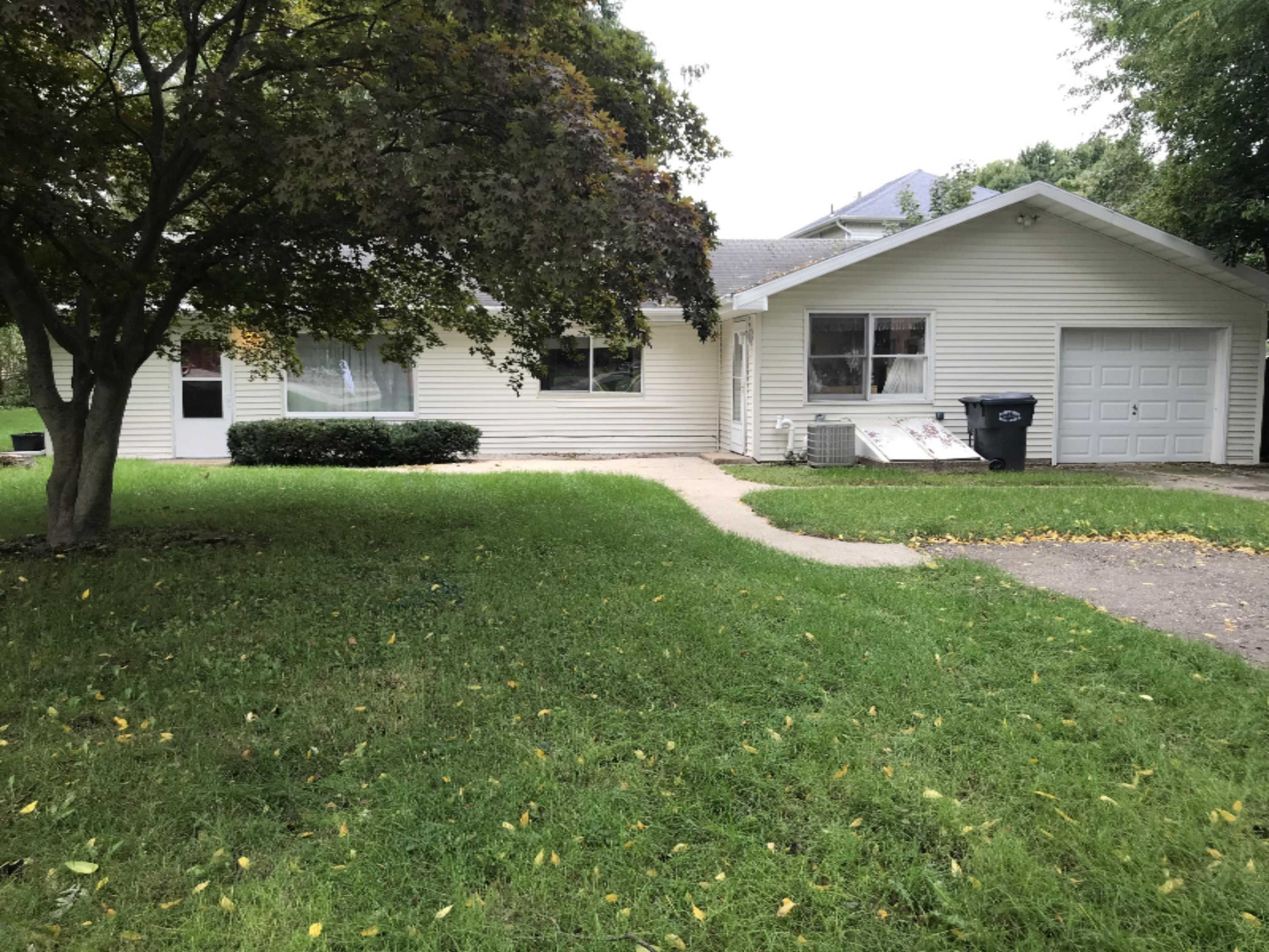 2912 Niles Road St. Joseph, MI 49085 - Photo 6 of 7 IMG_4210