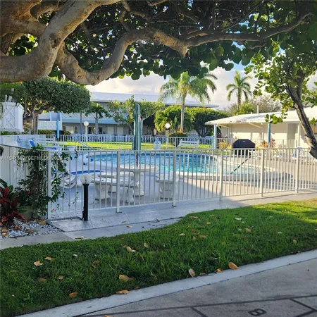 $195,000 | 2170 Northeast 51st Court, Unit B23, Fort Lauderdale, FL 33308