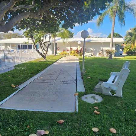 $195,000 | 2170 Northeast 51st Court, Unit B23, Fort Lauderdale, FL 33308