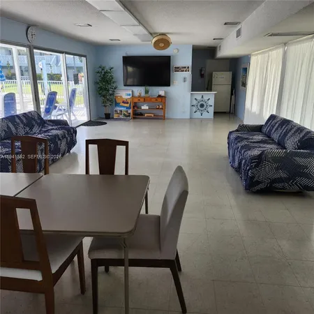 $195,000 | 2170 Northeast 51st Court, Unit B23, Fort Lauderdale, FL 33308
