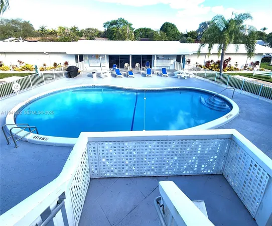 $195,000 | 2170 Northeast 51st Court, Unit B23, Fort Lauderdale, FL 33308
