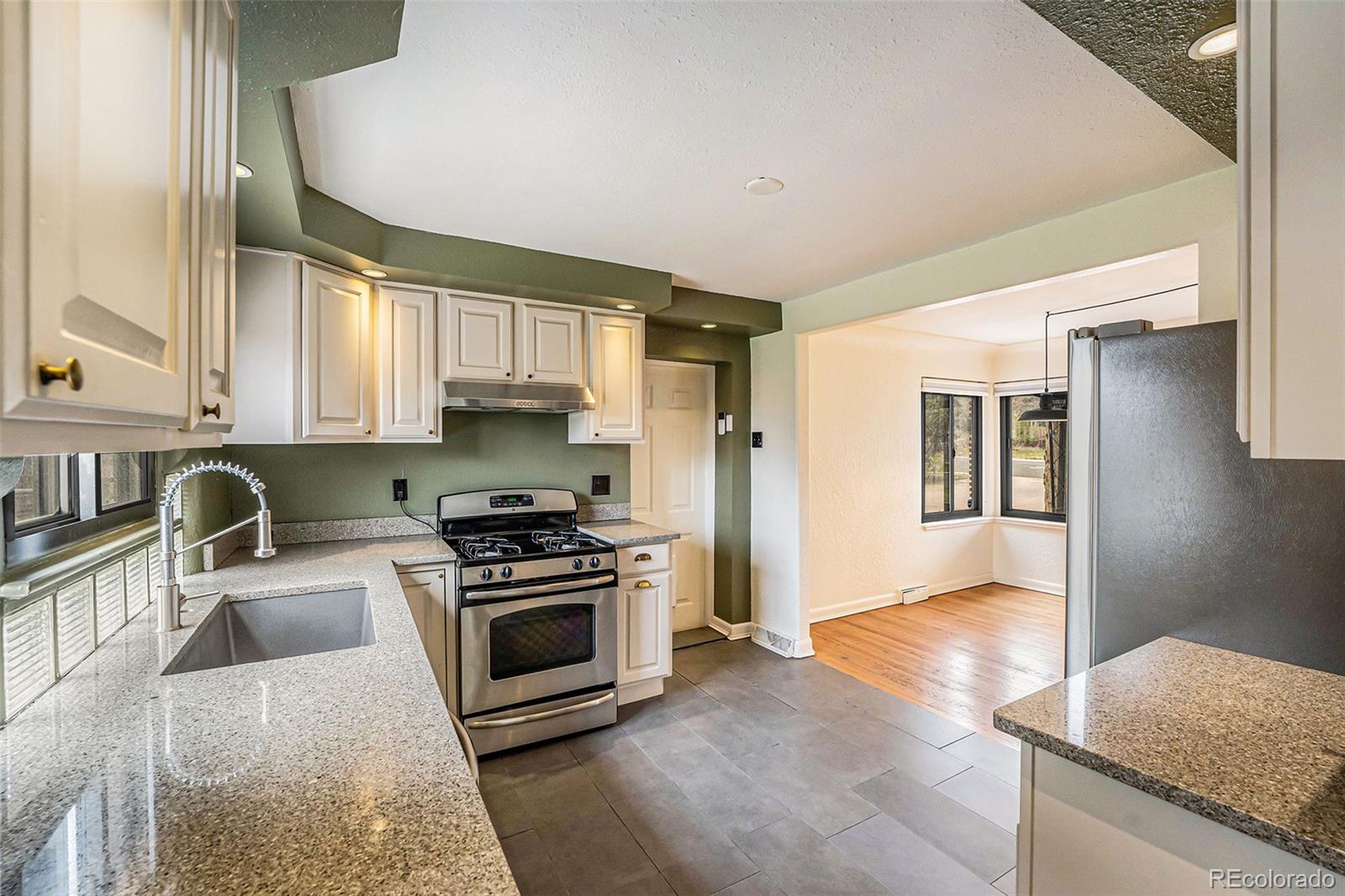 4740 Pierce Street Wheat Ridge, CO 80033 - Photo 4 of 20