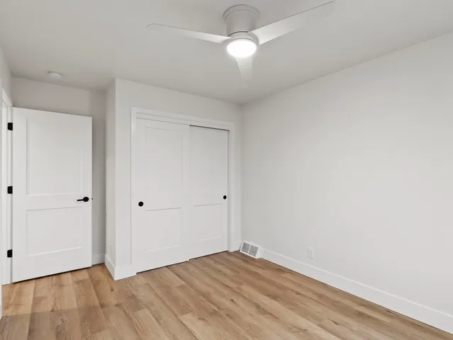 $749,900 | 4192 Lk Vista Boulevard, Oak Creek, WI 53154