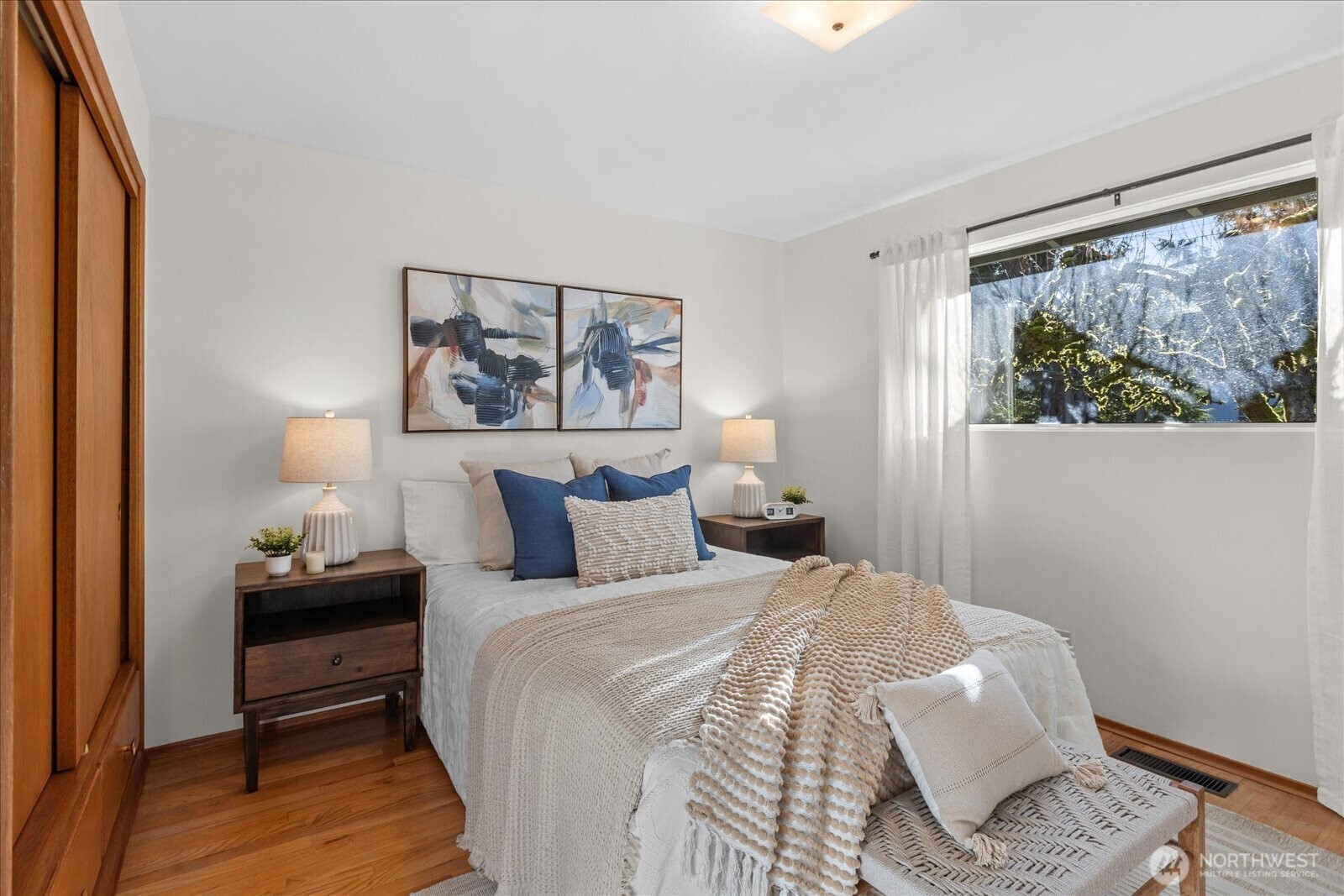 323 Northwest 202nd Street Shoreline, WA 98177 - Photo 16 of 31