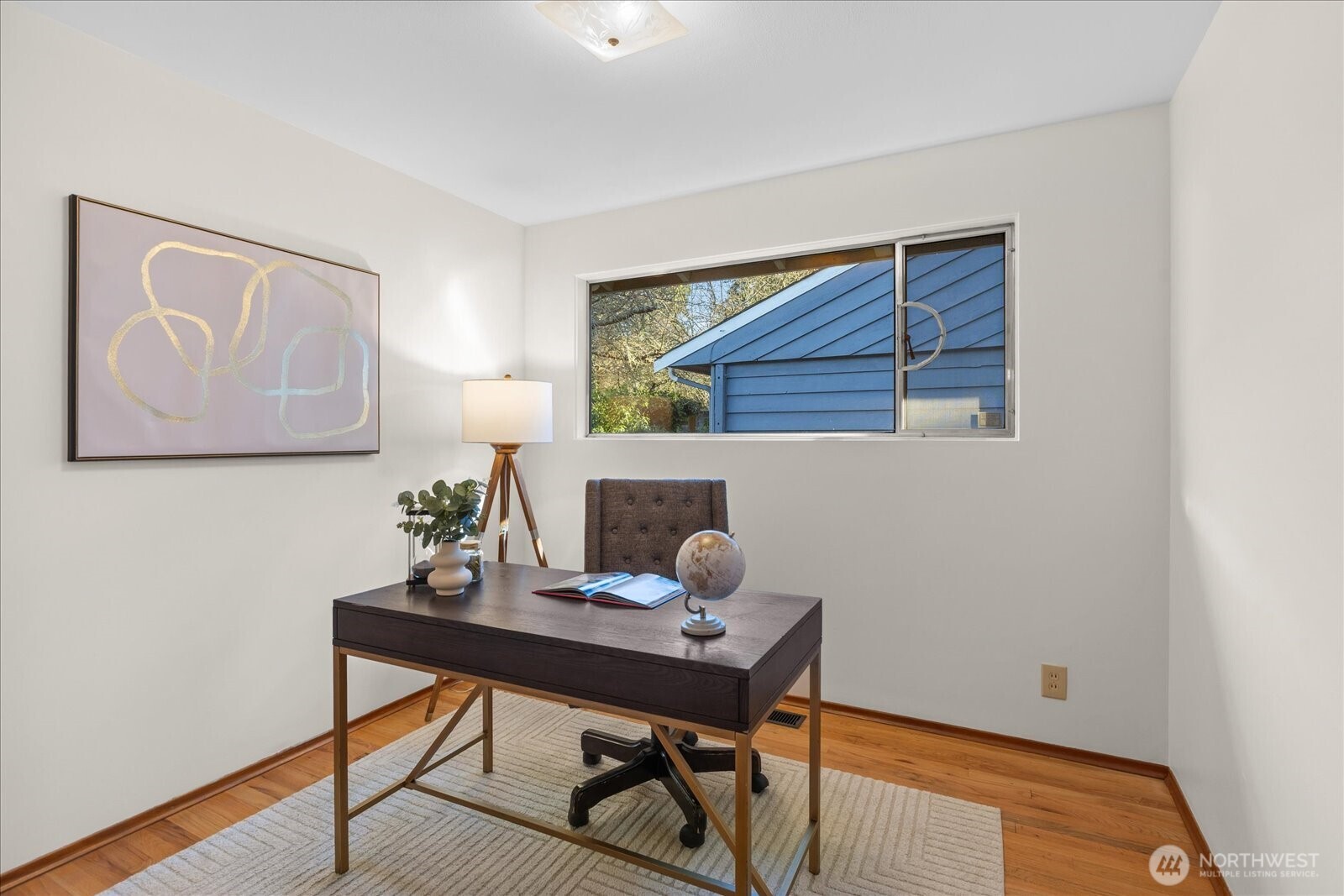 323 Northwest 202nd Street Shoreline, WA 98177 - Photo 20 of 31