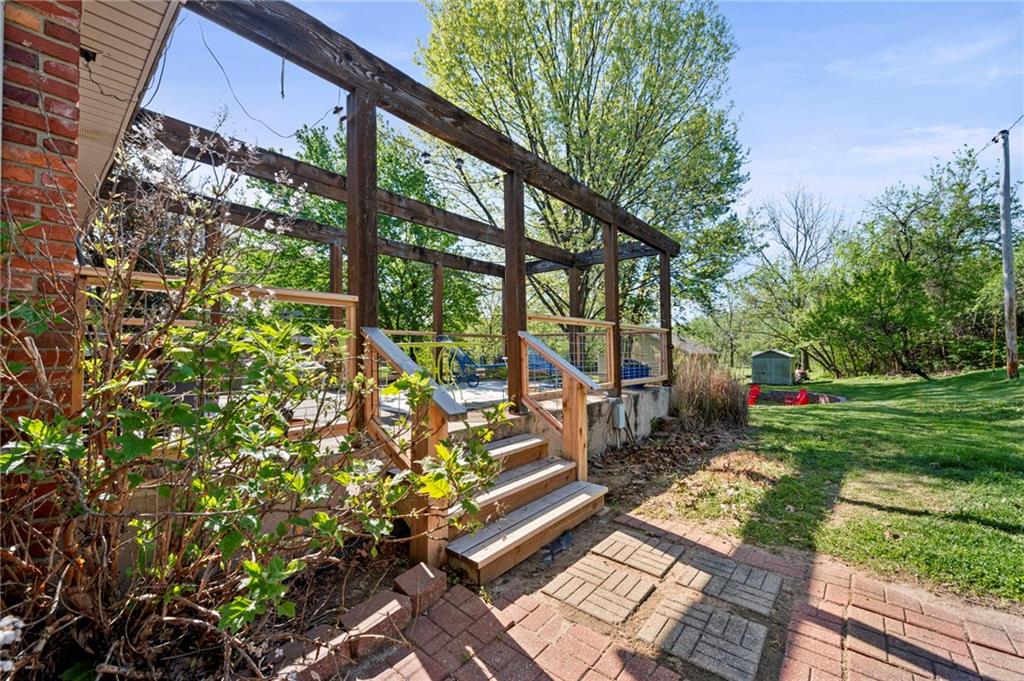 17307 East Courtney Atherton Road Independence, MO 64058 - Photo 11 of 86