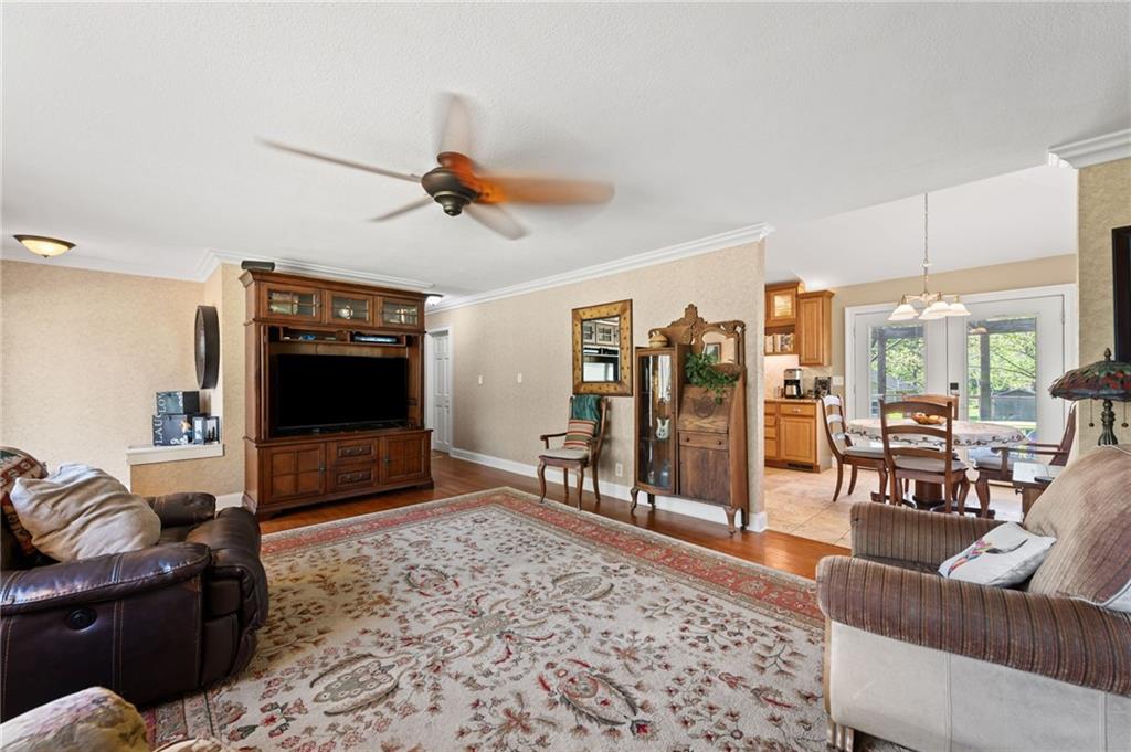17307 East Courtney Atherton Road Independence, MO 64058 - Photo 39 of 86