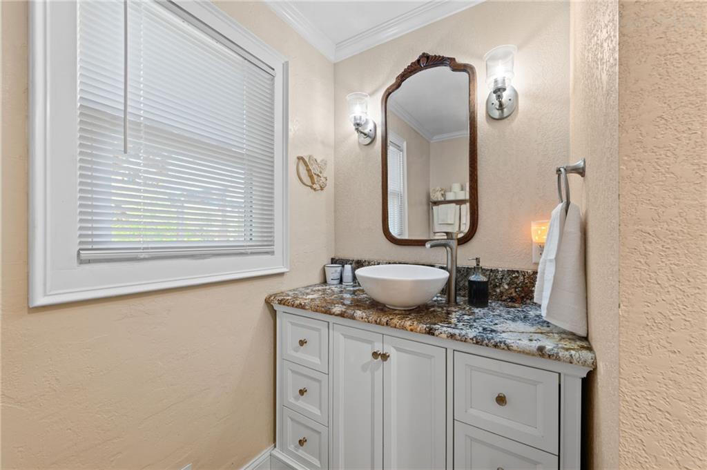 17307 East Courtney Atherton Road Independence, MO 64058 - Photo 56 of 86