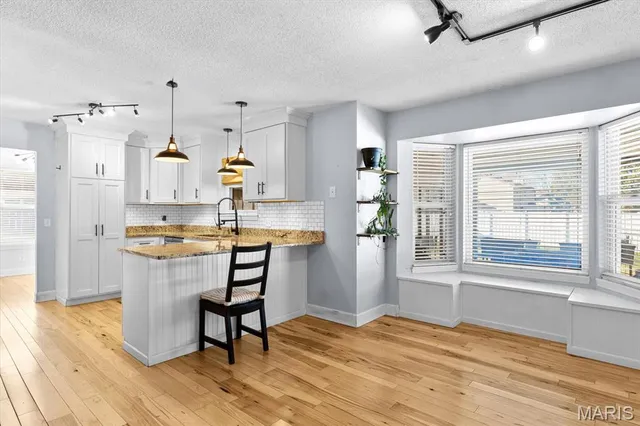 $300,000 | 313 Big Bend Boulevard, Swansea, IL 62226