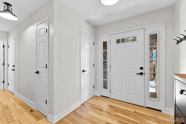 $300,000 | 313 Big Bend Boulevard, Swansea, IL 62226