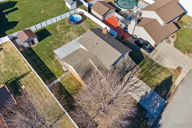 $300,000 | 313 Big Bend Boulevard, Swansea, IL 62226