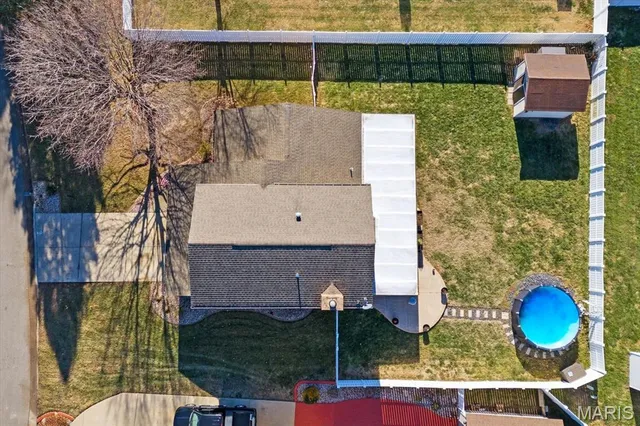 $300,000 | 313 Big Bend Boulevard, Swansea, IL 62226