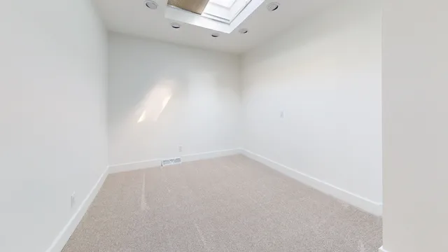 $750,000 | 3S791 Terrace Drive, North Aurora, IL 60542