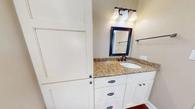 $750,000 | 3S791 Terrace Drive, North Aurora, IL 60542