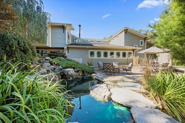 $750,000 | 3S791 Terrace Drive, North Aurora, IL 60542