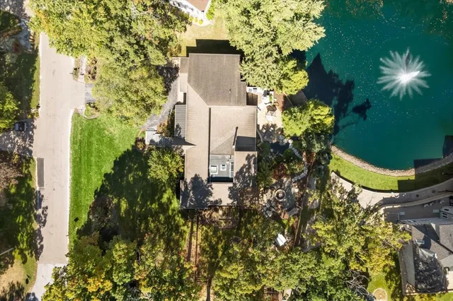 $750,000 | 3S791 Terrace Drive, North Aurora, IL 60542