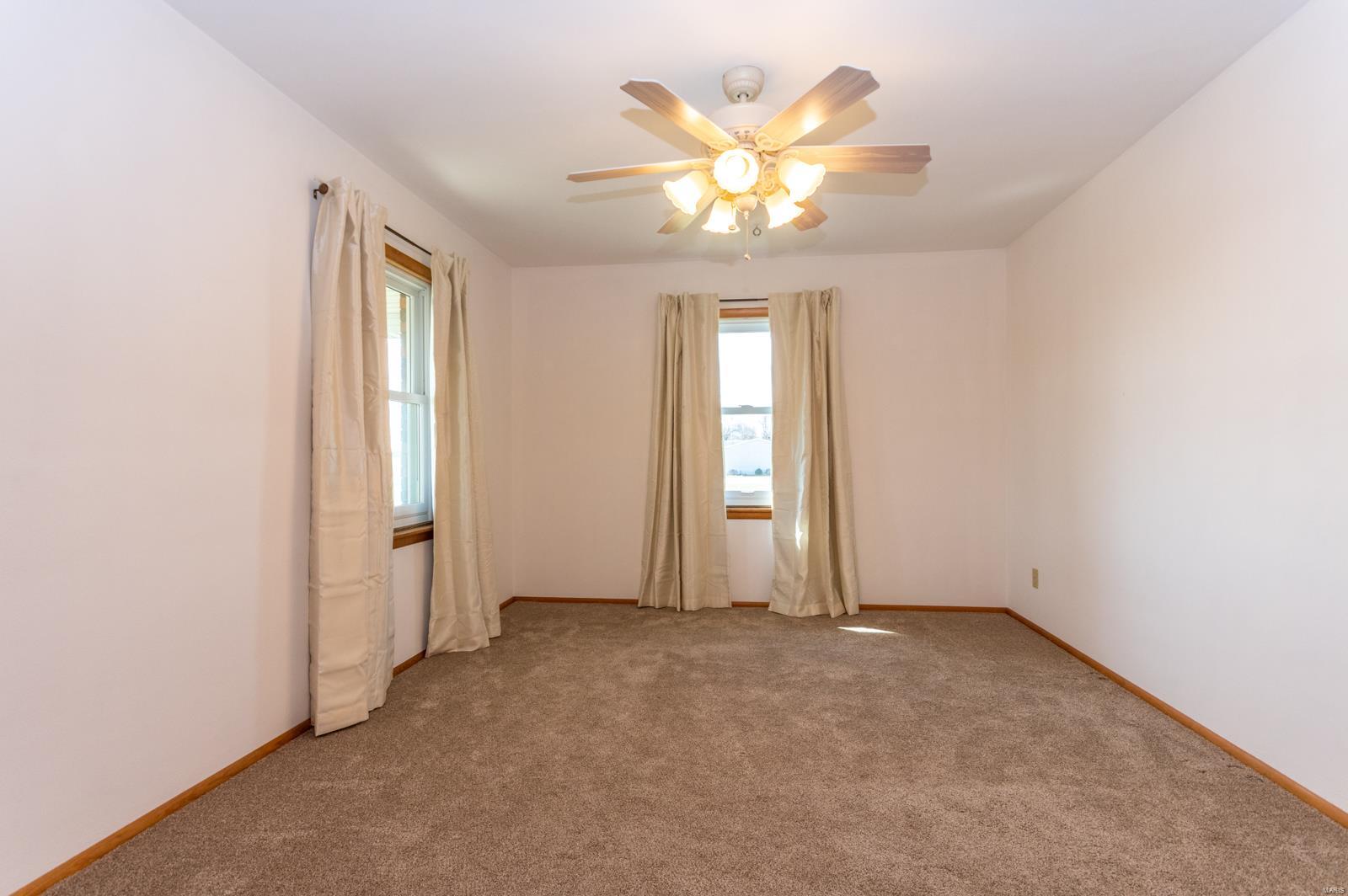7461 Old Moro Road Moro, IL 62067 - Photo 14 of 27