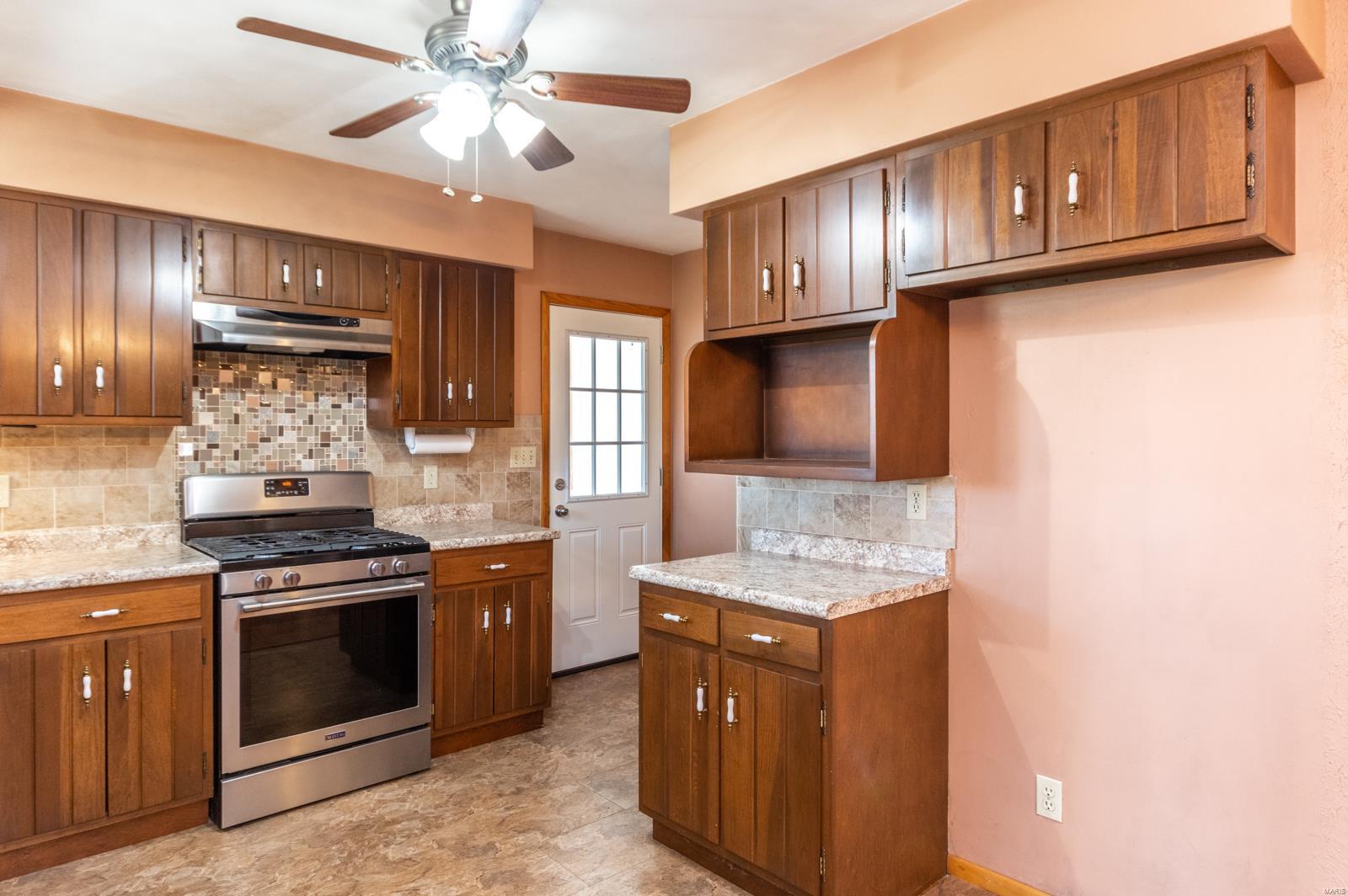 7461 Old Moro Road Moro, IL 62067 - Photo 7 of 27