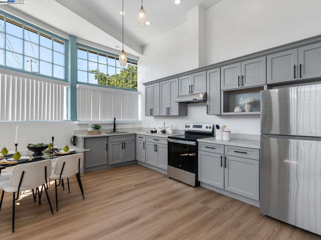 $699,000 | 2801 38th Avenue, Oakland, CA 94619