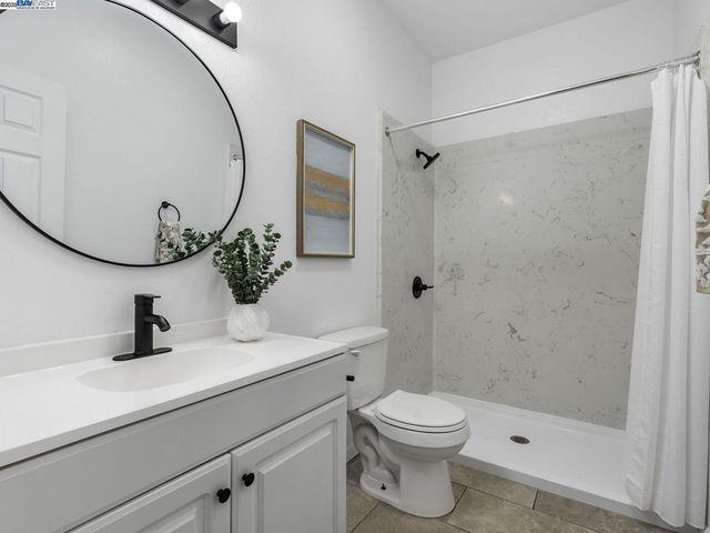 $699,000 | 2801 38th Avenue, Oakland, CA 94619