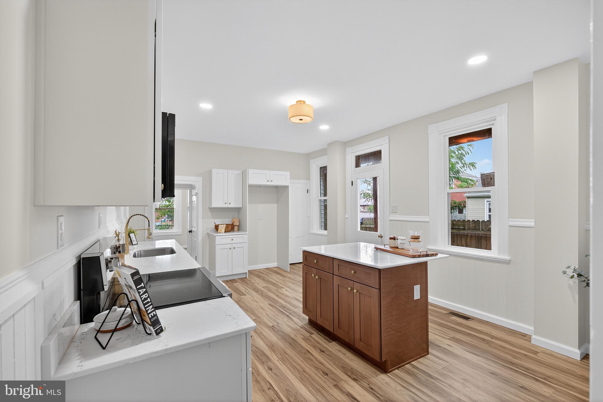 623 East Chestnut Street Lancaster, PA 17602 - Photo 15 of 58