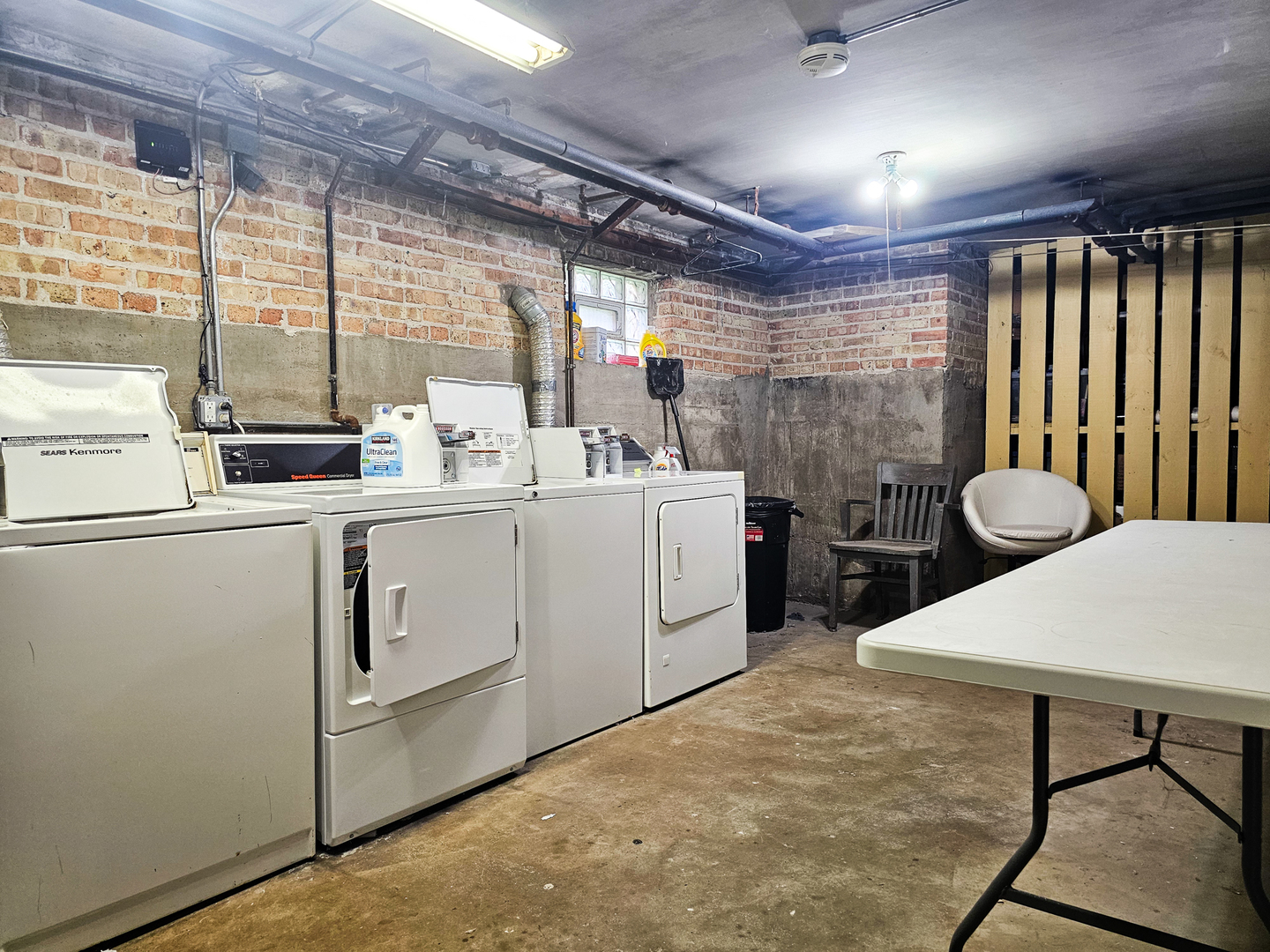86 Lincoln Avenue, Unit 2W Riverside, IL 60546 - Photo 12 of 18