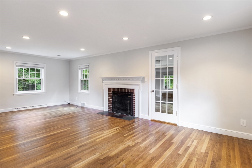 216 Claybrook Road Dover, MA 02030 - Photo 6 of 21
