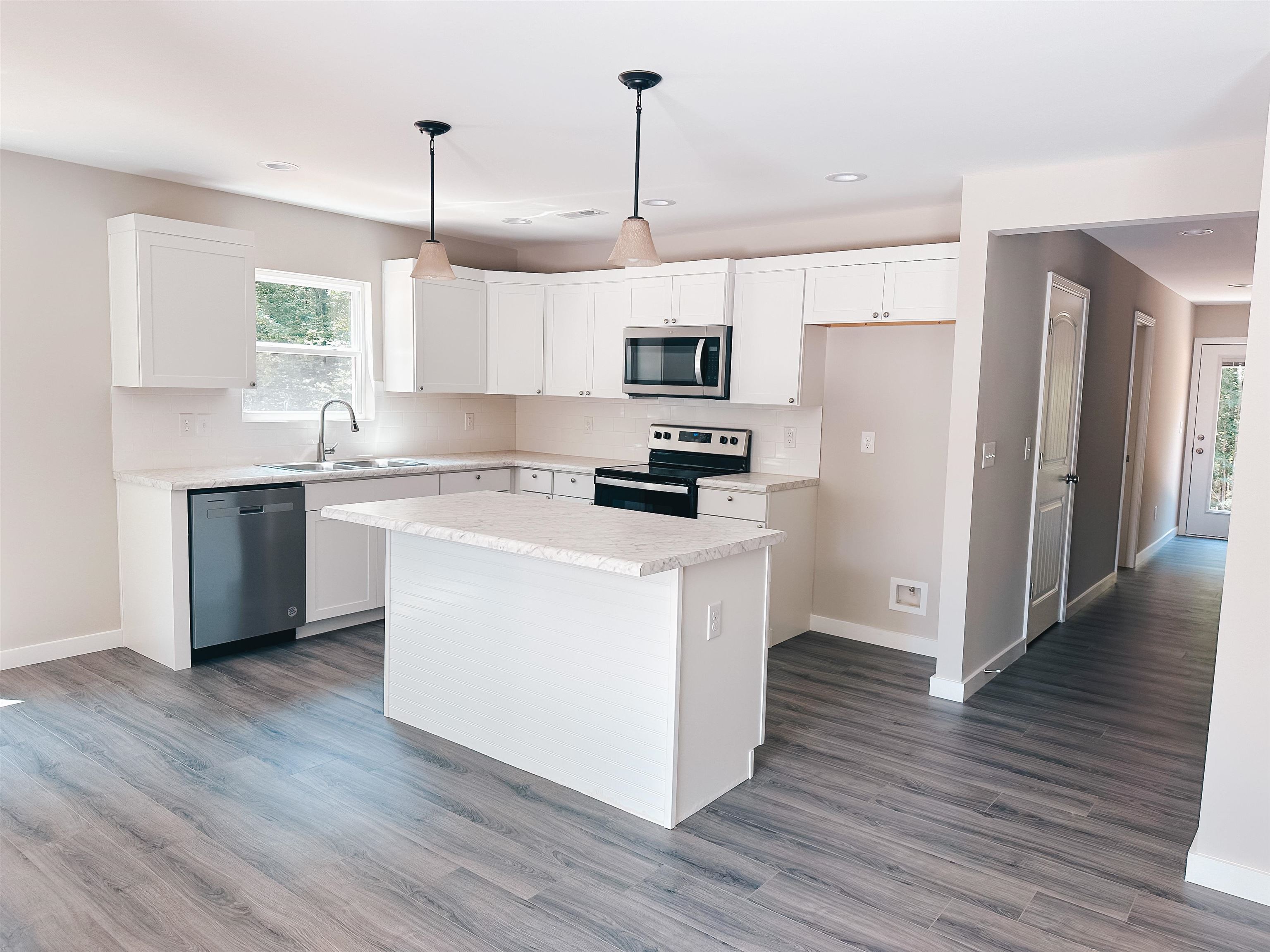 221 Ford Road Gaffney, SC 29340 - Photo 3 of 14 Gallery Image 3