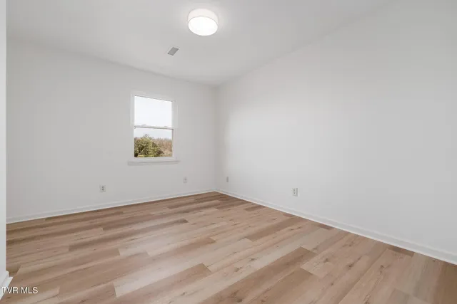 $1,550 | 512 Jena Beth Drive, Elizabethton, TN 37643