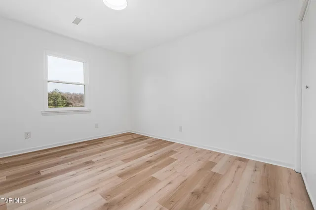 $1,550 | 512 Jena Beth Drive, Elizabethton, TN 37643