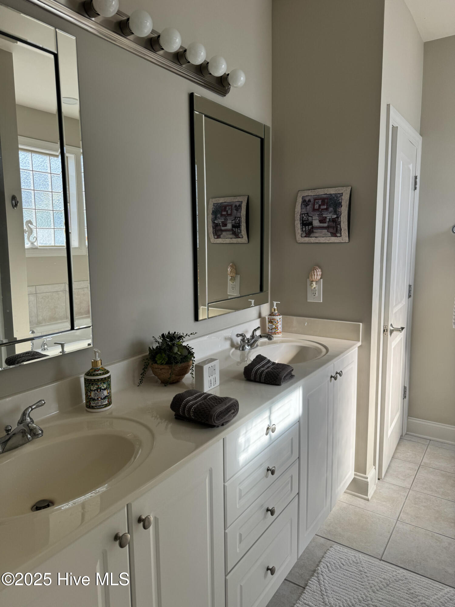 35 Scotlands Court Hampstead, NC 28443 - Photo 11 of 14 10) 54776-67d44dc1ad341