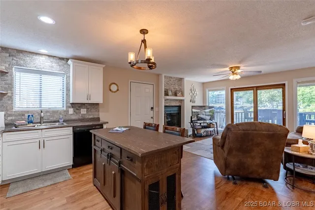 $250,000 | 149 Southwood Shores Place, Unit 1A, Lake Ozark, MO 65049