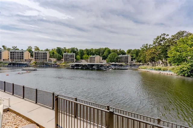 $250,000 | 149 Southwood Shores Place, Unit 1A, Lake Ozark, MO 65049