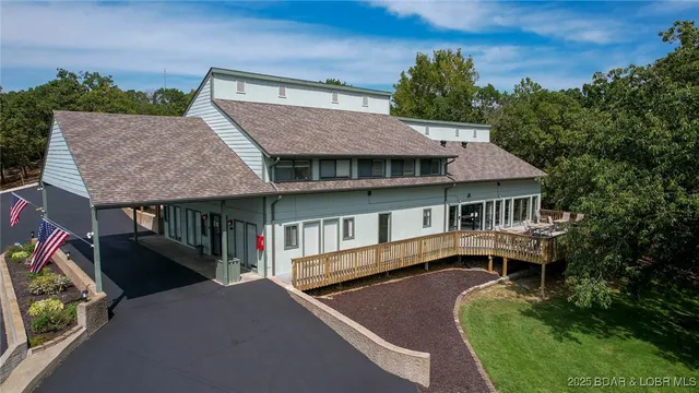 $250,000 | 149 Southwood Shores Place, Unit 1A, Lake Ozark, MO 65049