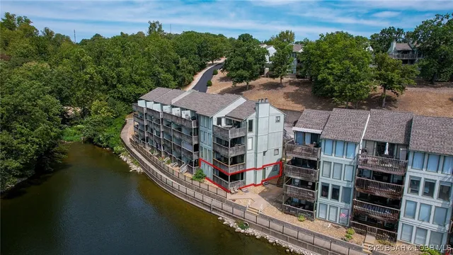 $250,000 | 149 Southwood Shores Place, Unit 1A, Lake Ozark, MO 65049