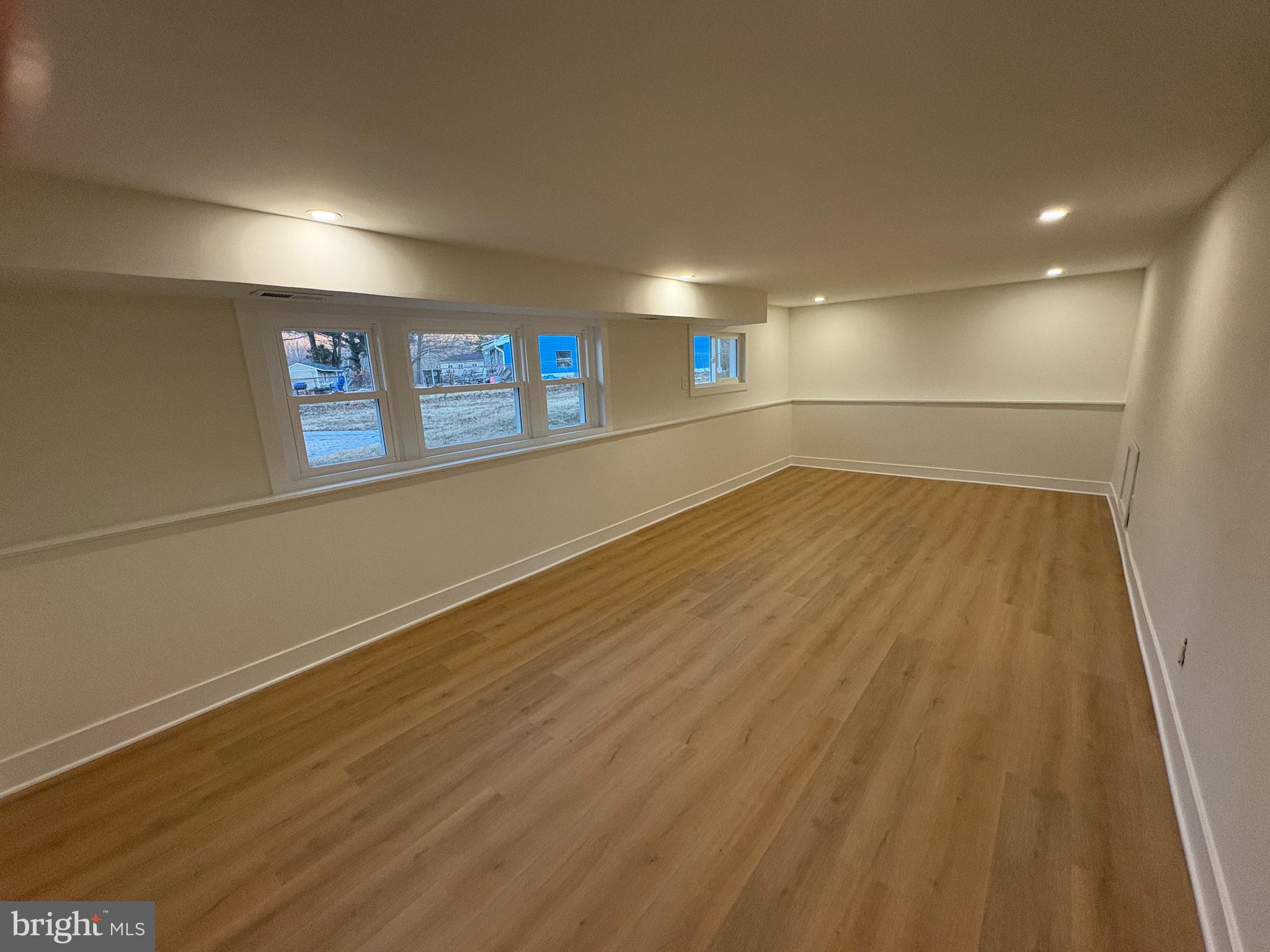 901 Bentley Road Lindenwold, NJ 08021 - Photo 15 of 24 Gallery Image 15