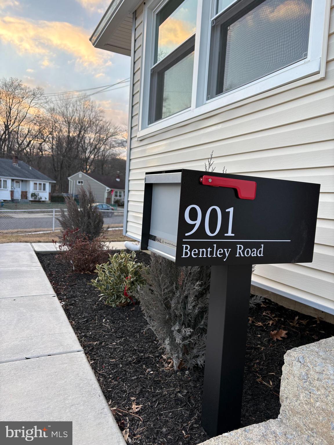 901 Bentley Road Lindenwold, NJ 08021 - Photo 2 of 24 Gallery Image 2